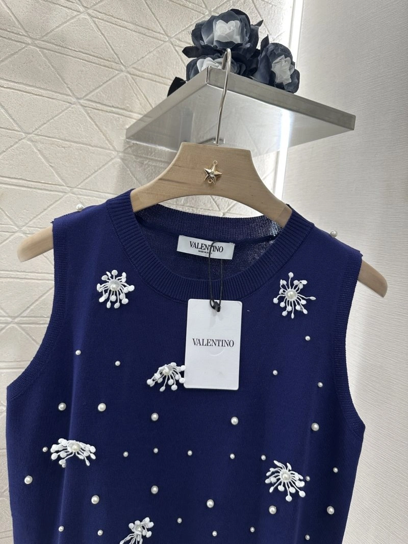 Youthful Valentino Vest 174419