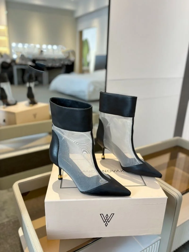SmoothTexture Vanda Novak Boots 8837