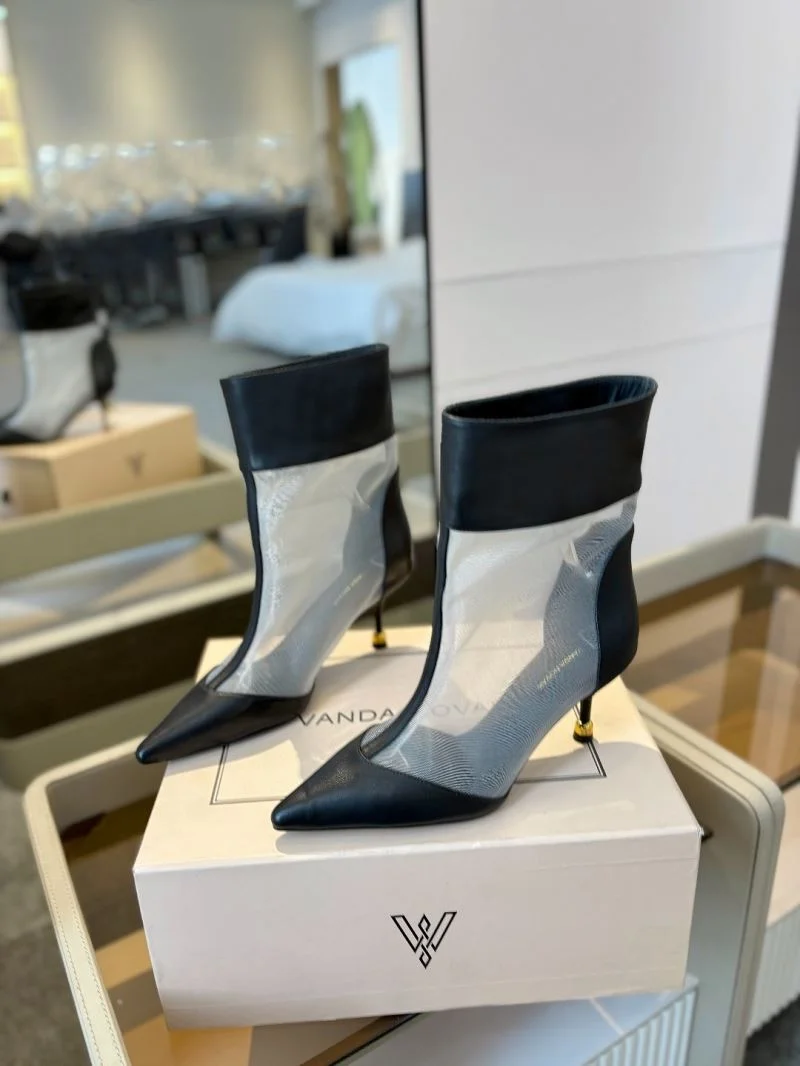 SmoothTexture Vanda Novak Boots 8837