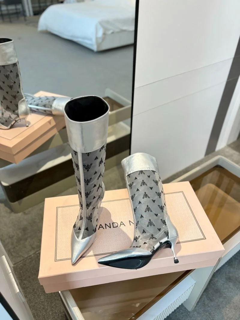 Durable Vanda Novak Boots 8713