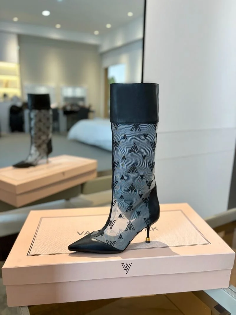Durable Vanda Novak Boots 8680