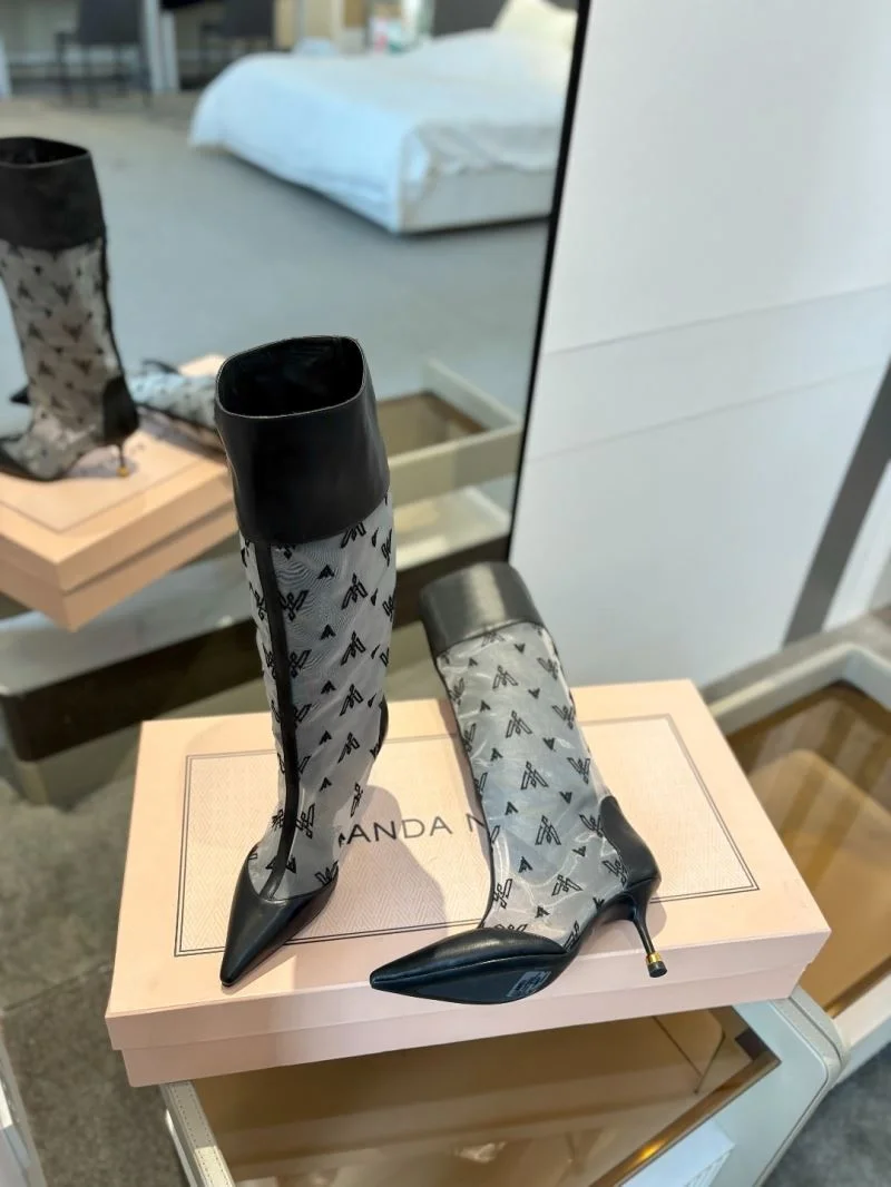 Durable Vanda Novak Boots 8680