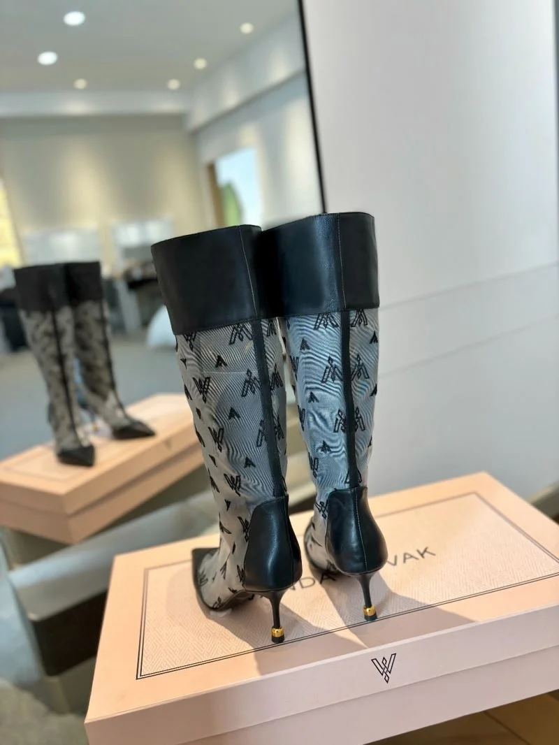 Durable Vanda Novak Boots 8680