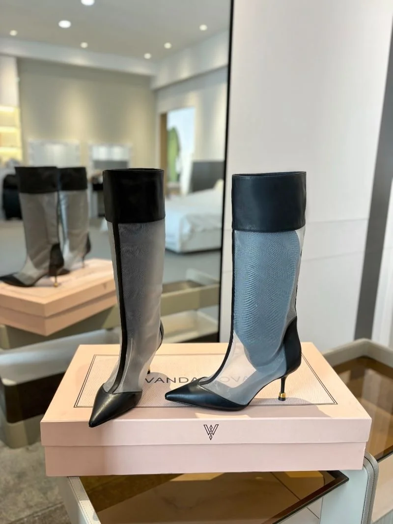 Vanda Novak Boots Youthful 8696
