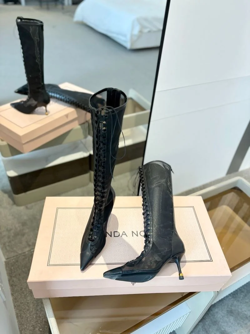 Vanda Novak Boots DailyWear 8675