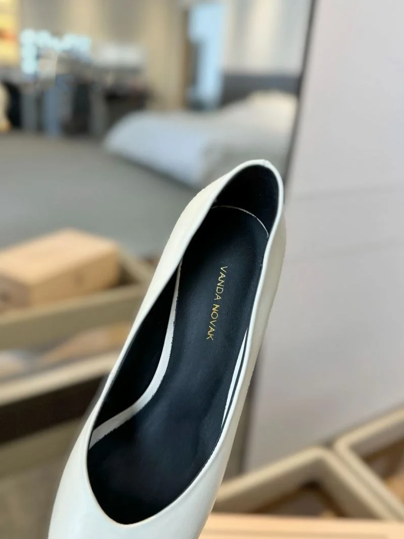 Functional Vanda Novak Shoes 5734