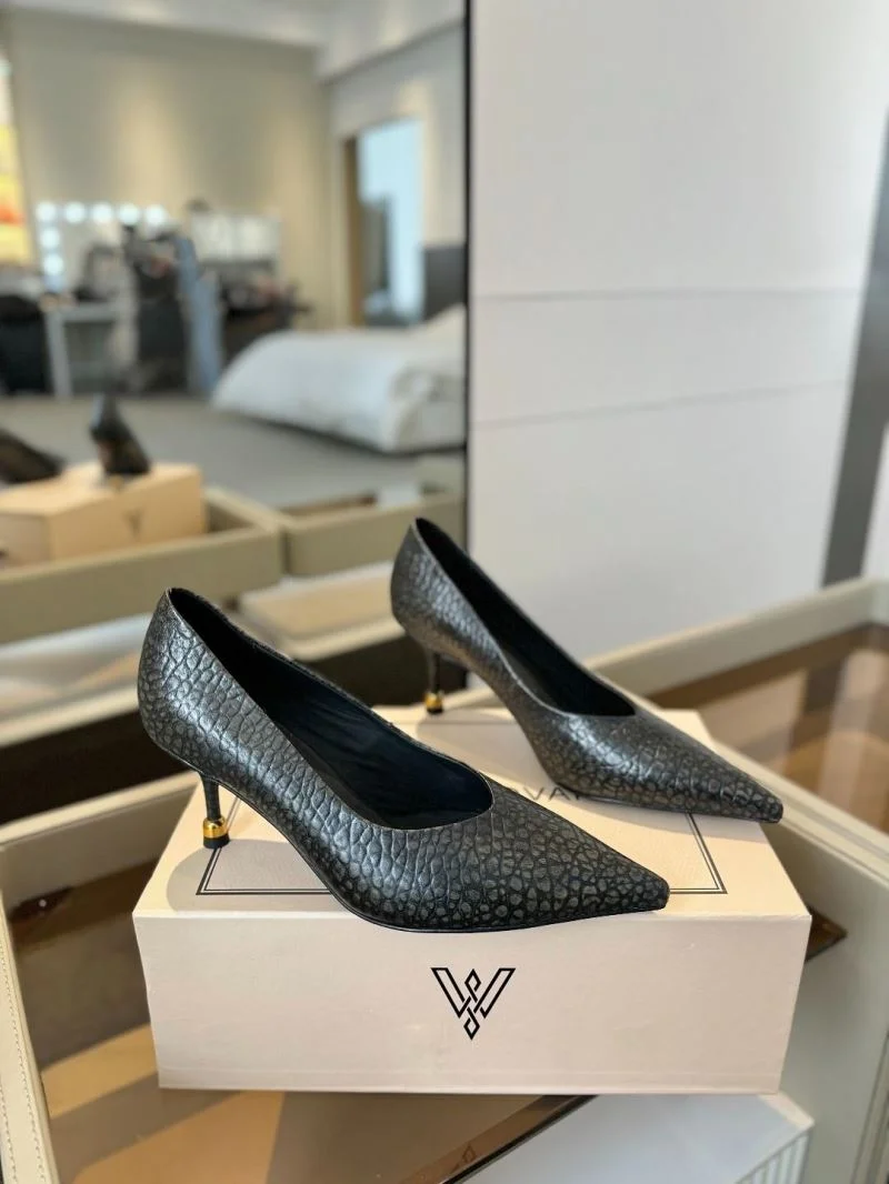 WellDesigned Vanda Novak Shoes 5748