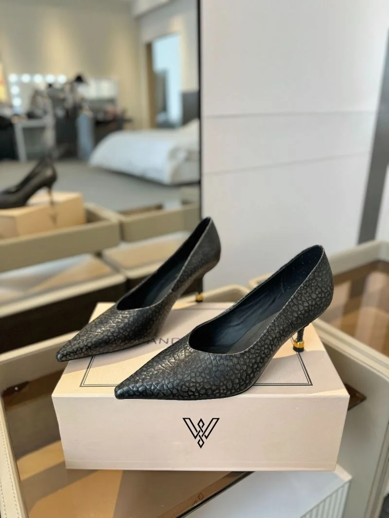 WellDesigned Vanda Novak Shoes 5748