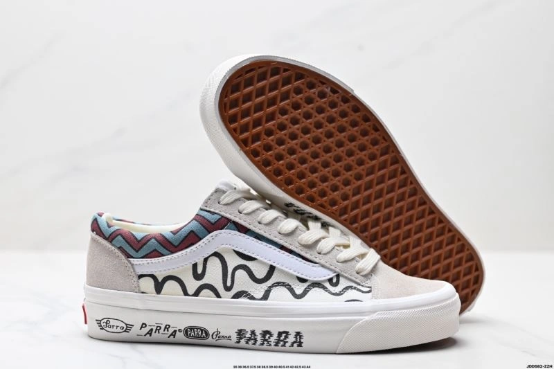 Trendsetting Vans Shoes 2839