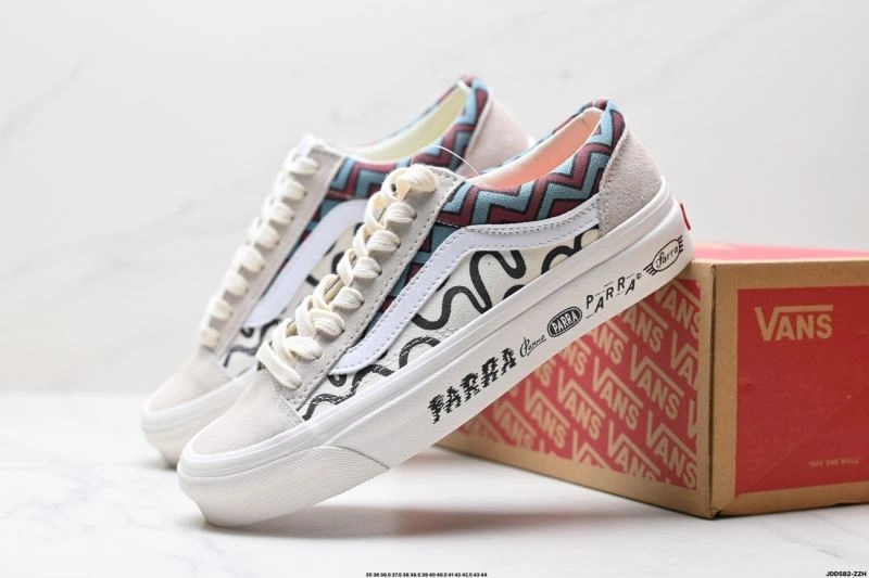 Trendsetting Vans Shoes 2839