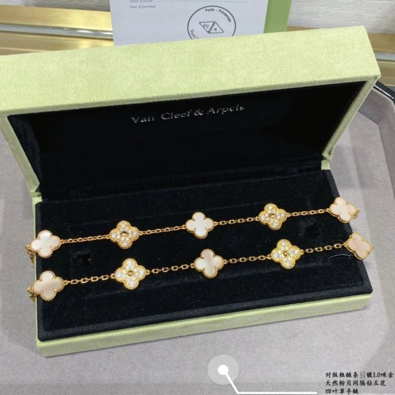 Vca Bracelets EyeCatching 255467