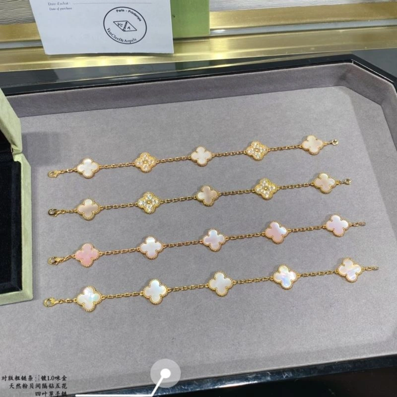 Vca Bracelets EyeCatching 255467