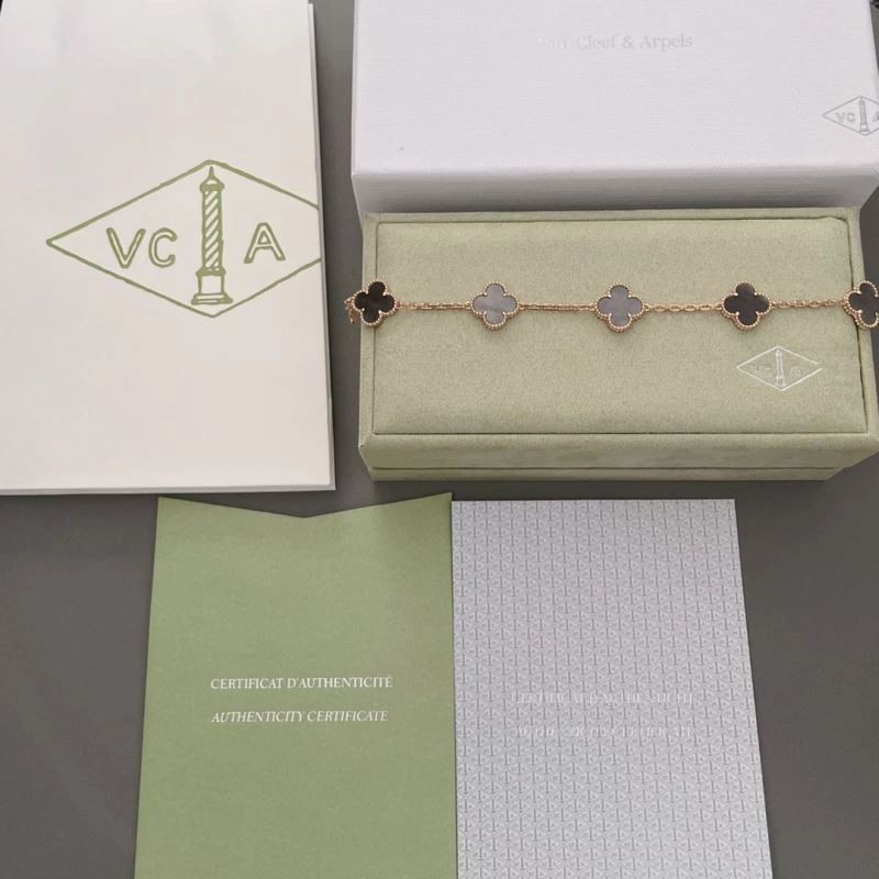 Vca Bracelets Functional 254012