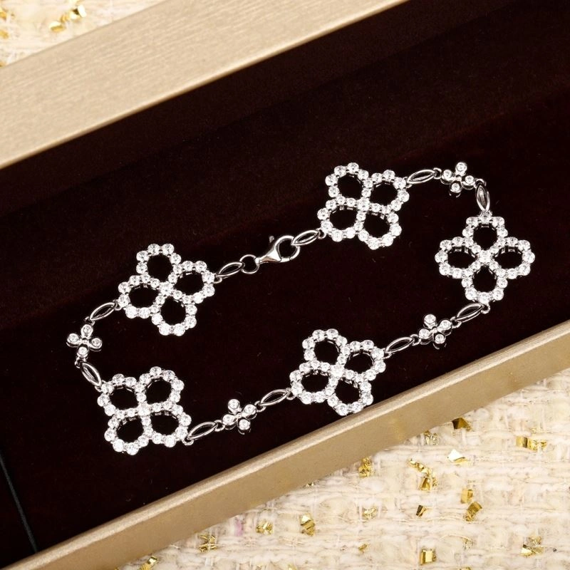 Popular Vca Bracelets 255424