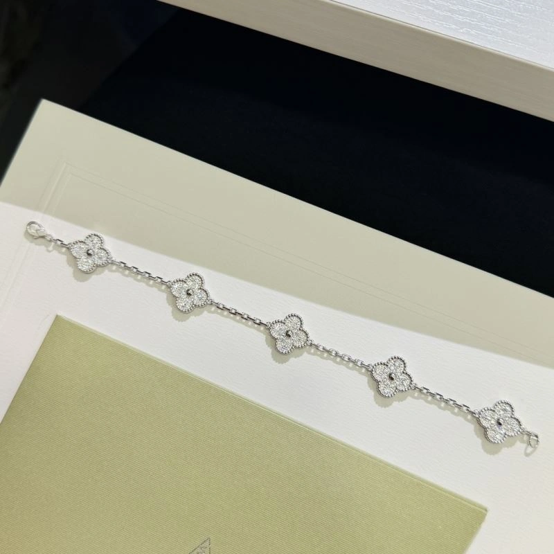 Vca Bracelets OdorResistant 255525