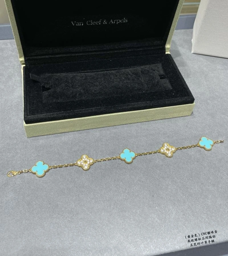 Vca Bracelets FashionForward 255531