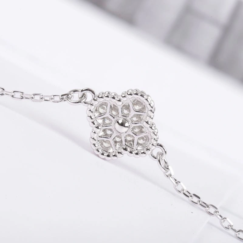 Vca Bracelets Flexible 255527
