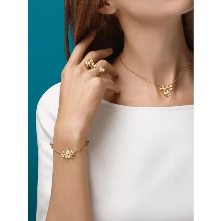 Vca Bracelets Comfortable 255543