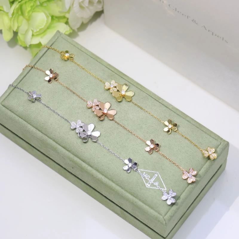 Vca Bracelets Comfortable 255543
