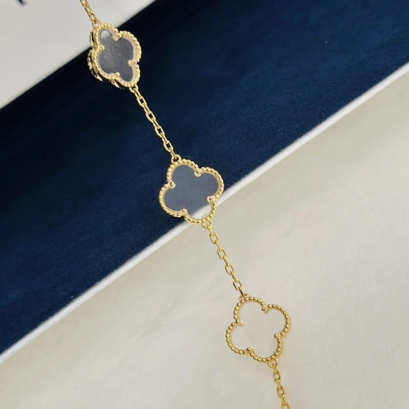 Vca Bracelets Functional 255518
