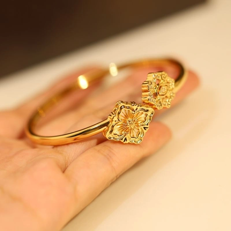 Trendsetting Vca Bracelets 255474
