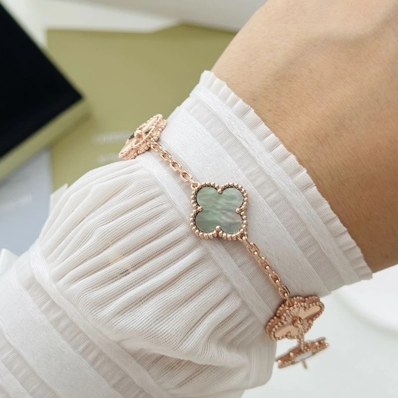 Vca Bracelets Fashionable 254007