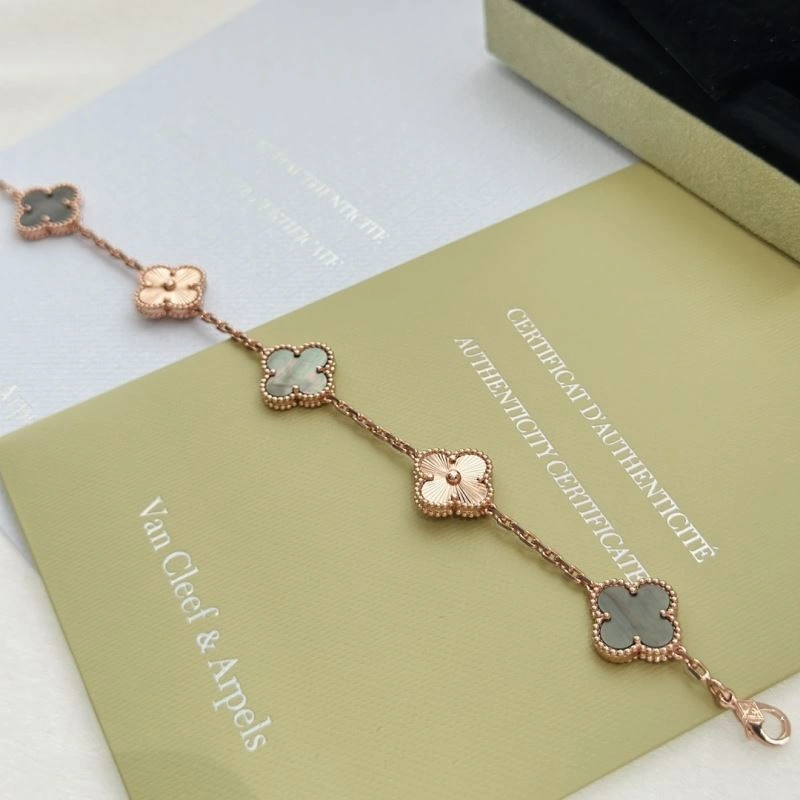 Vca Bracelets Fashionable 254007