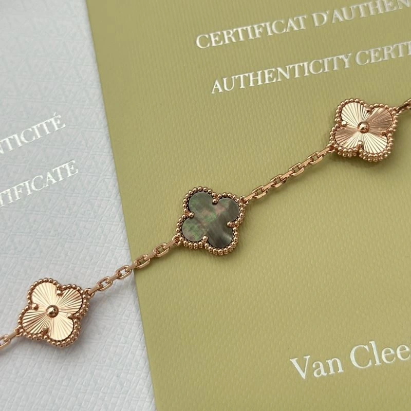 Vca Bracelets Fashionable 254007