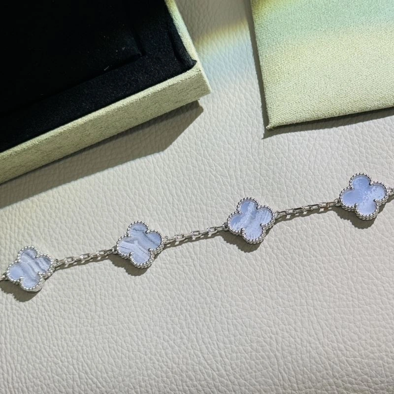 Fashionable Vca Bracelets 255501