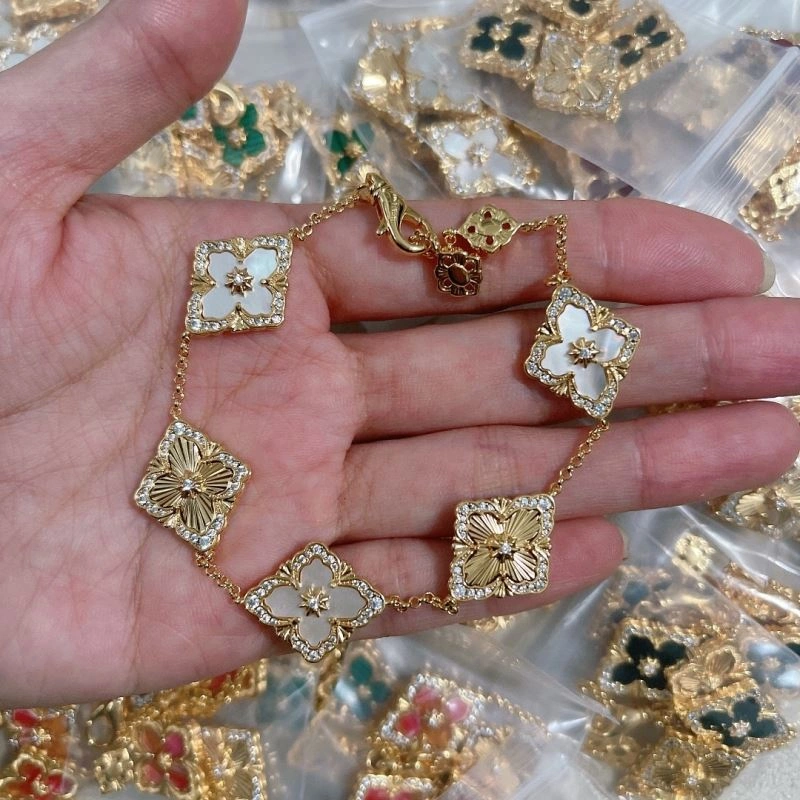 Vca Bracelets TechFriendly 255476