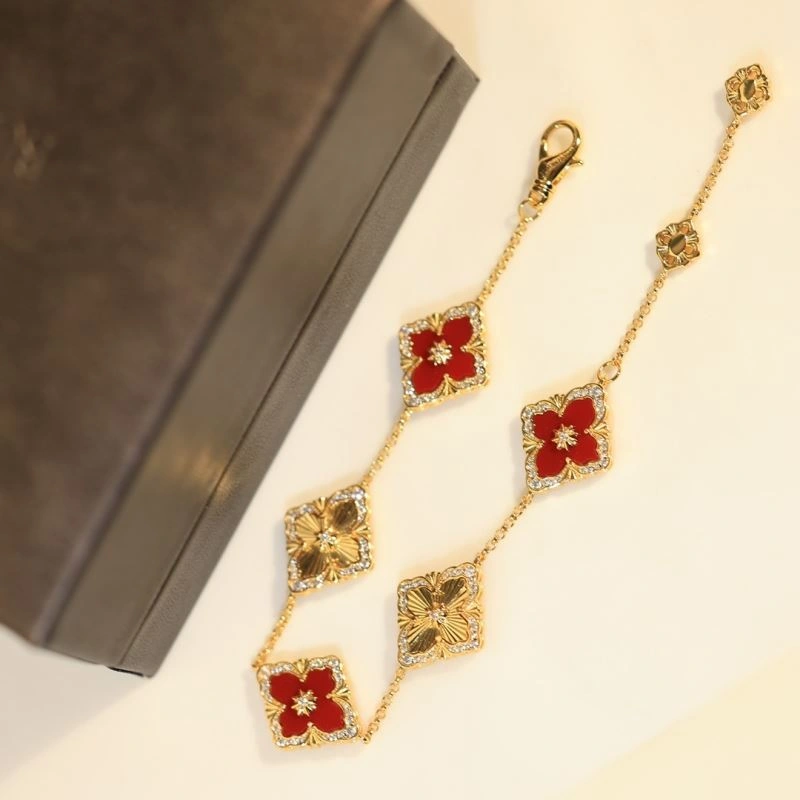 UrbanChic Vca Bracelets 255477
