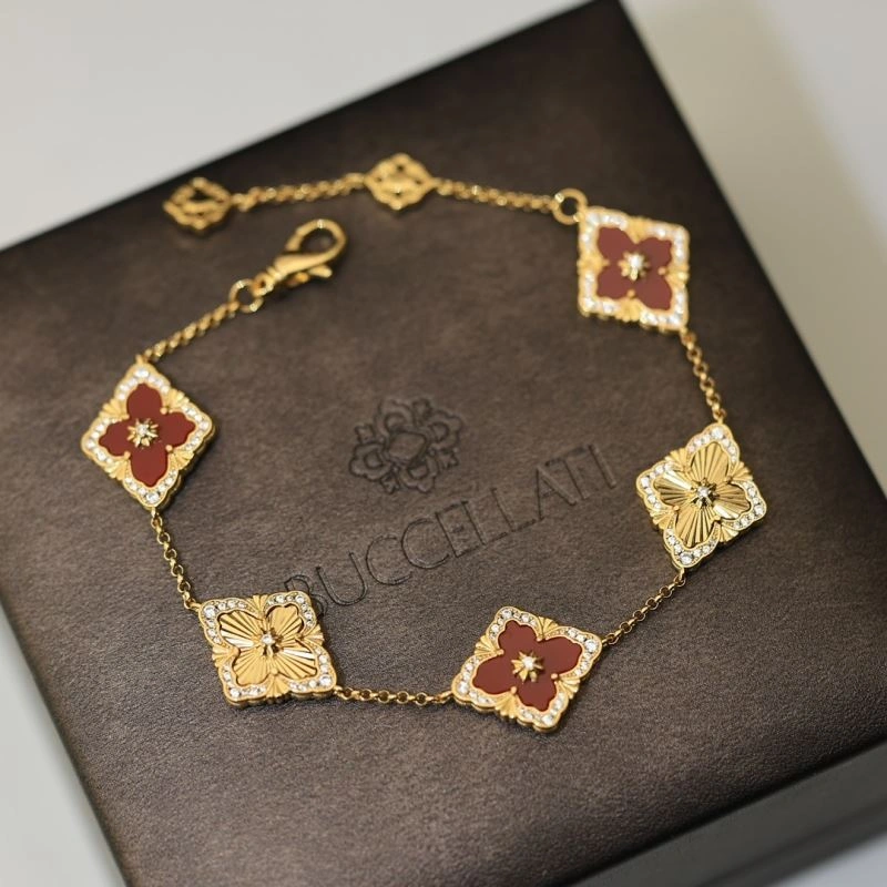 UrbanChic Vca Bracelets 255477