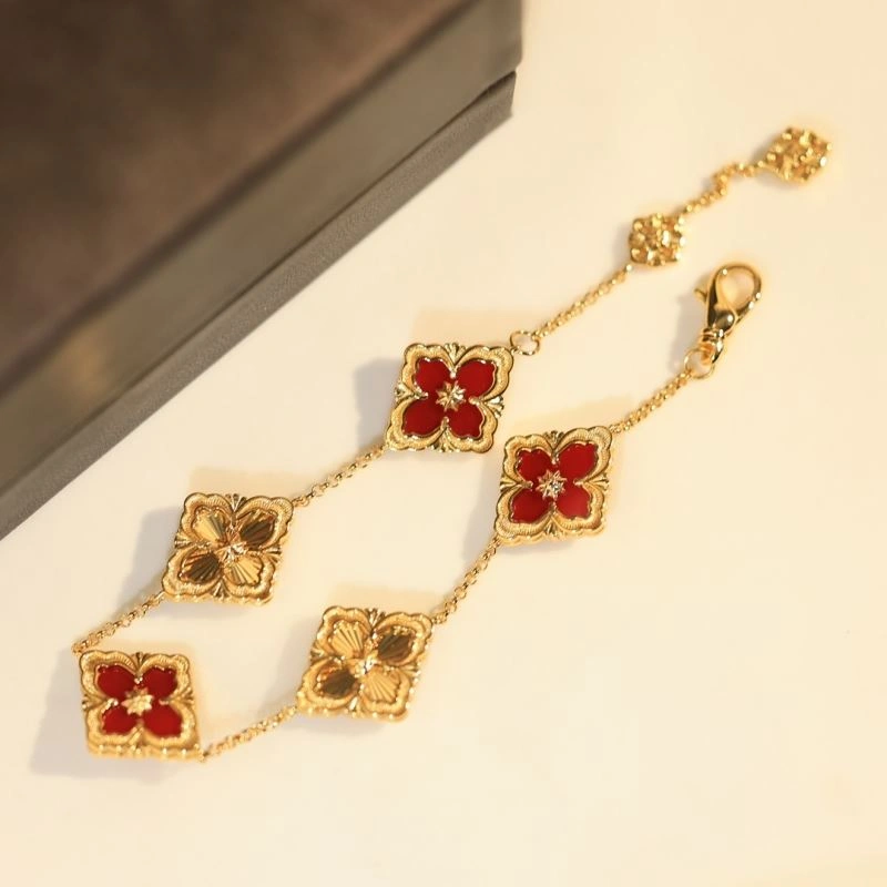 UrbanChic Vca Bracelets 255477
