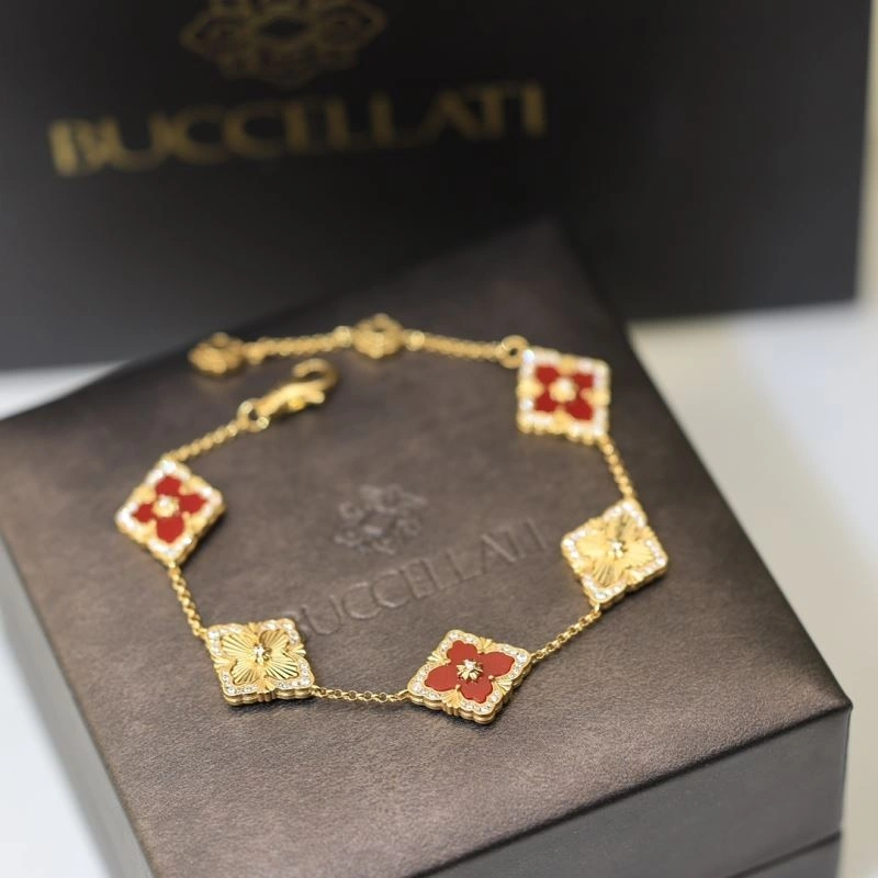 UrbanChic Vca Bracelets 255477