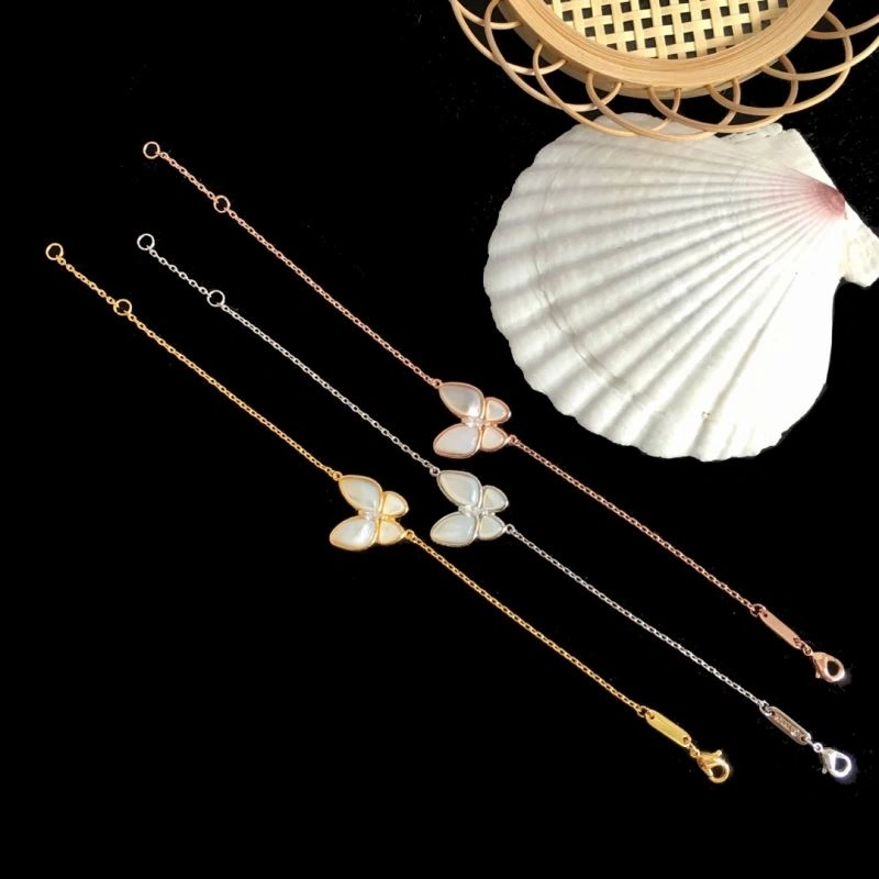 Efficient Vca Bracelets 255397