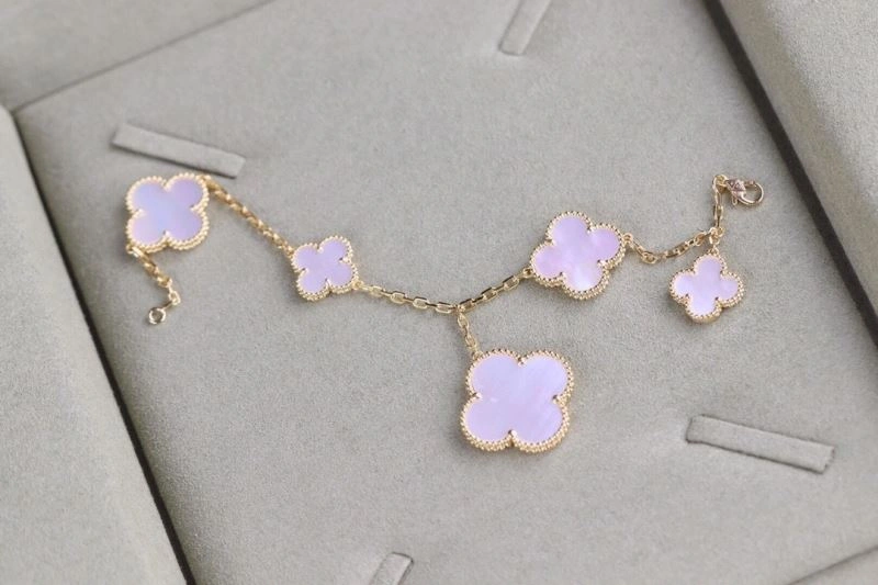 Durable Vca Bracelets 255394