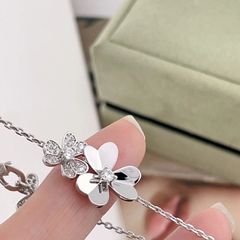 Vca Bracelets Breathable 255393