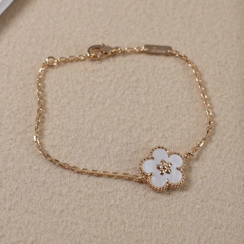 Vca Bracelets Versatile 255378