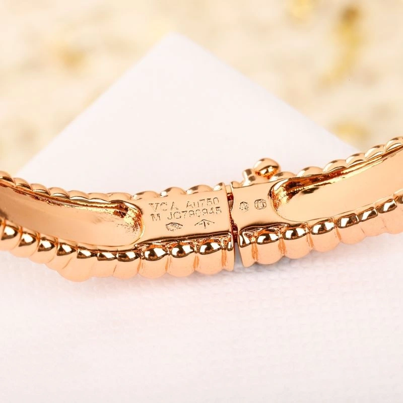 Compact Vca Bracelets 255338