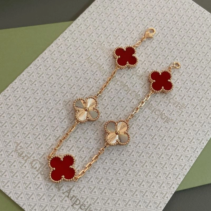 OdorResistant Vca Bracelets 255327