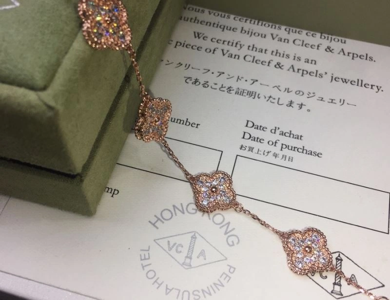 Vca Bracelets GoAnywhere 255343