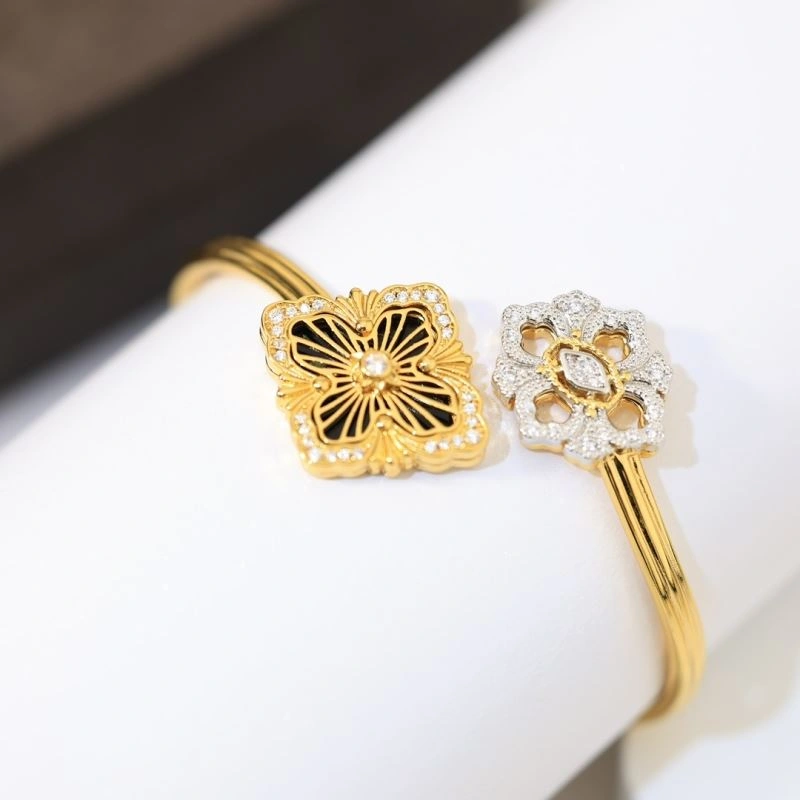 Vca Bracelets SmoothTexture 255322