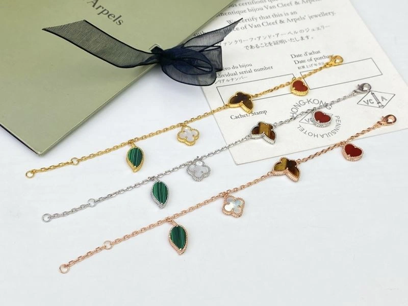 Durable Vca Bracelets 255340