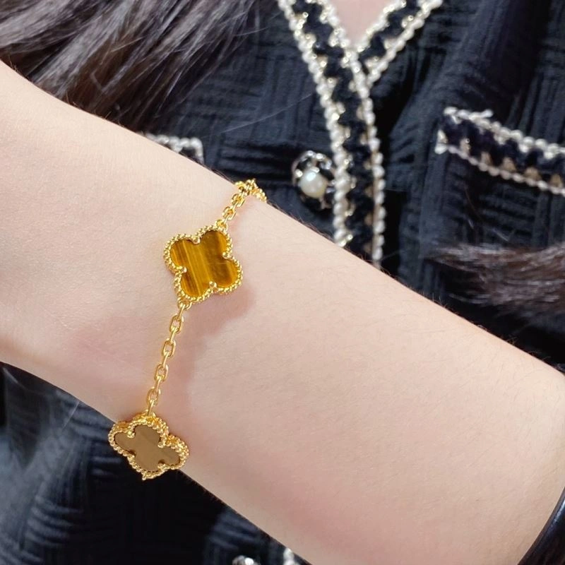 Sustainable Vca Bracelets 255311