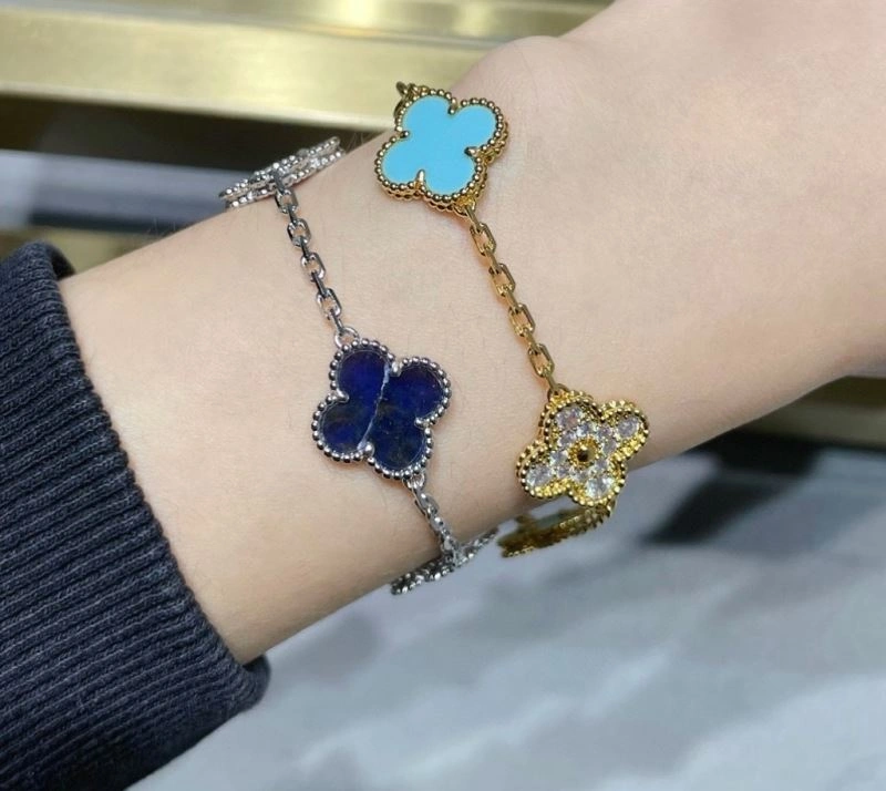 Vca Bracelets Modern 255307
