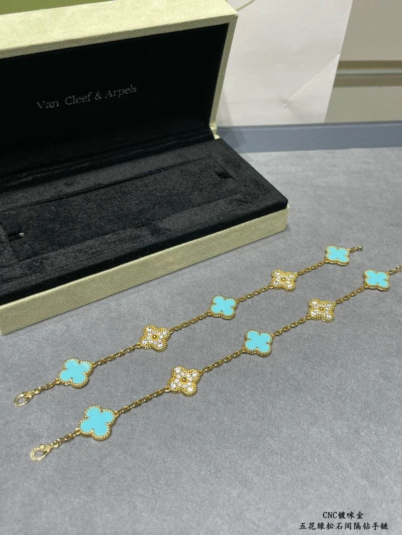Vca Bracelets Modern 255307