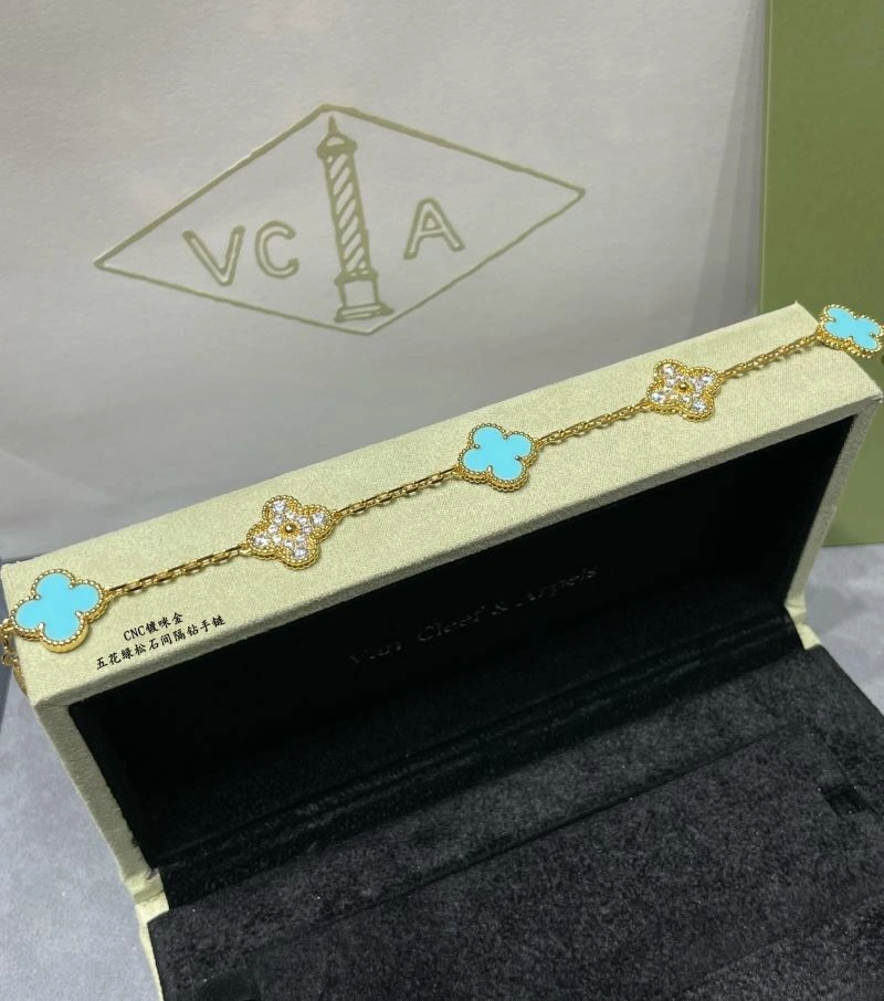 Vca Bracelets Modern 255307