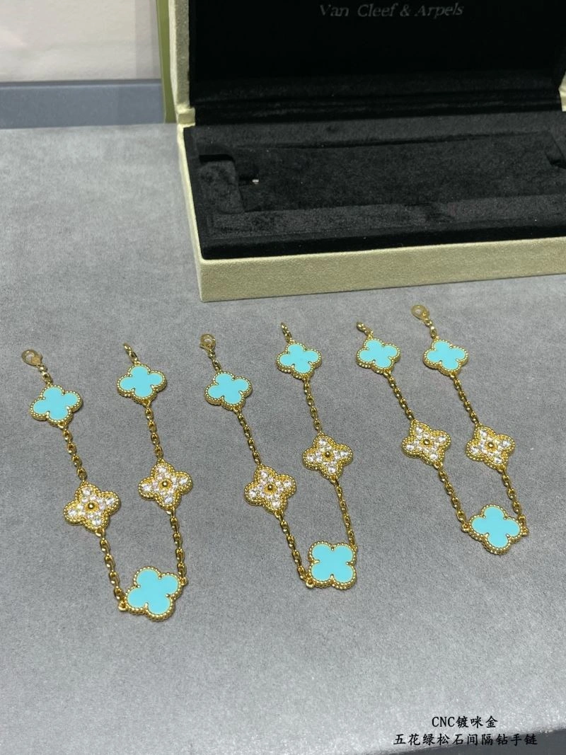 Vca Bracelets Modern 255307