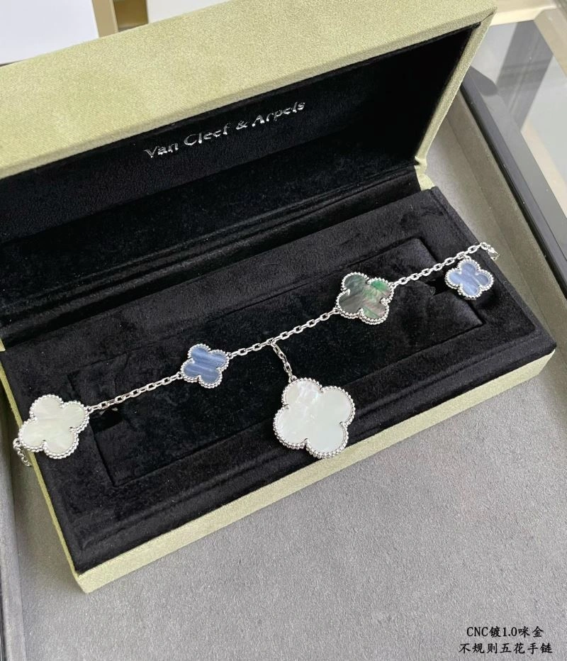 Breathable Vca Bracelets 255276