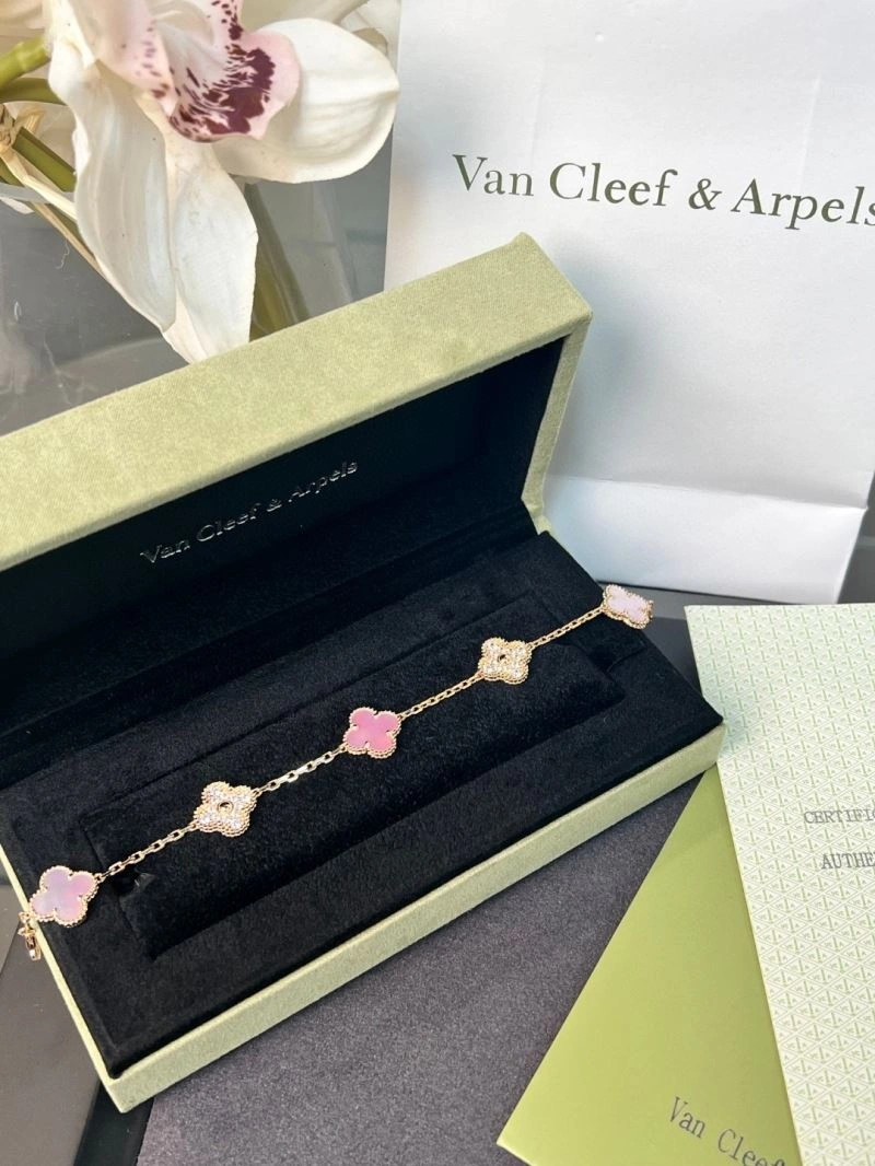 Supportive Vca Bracelets 255280